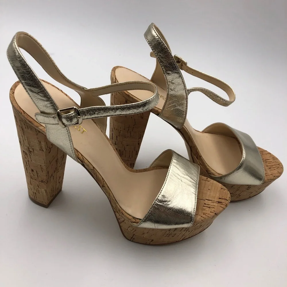 NWOB Nine West Carnation Metallic Platform Cork Sandals